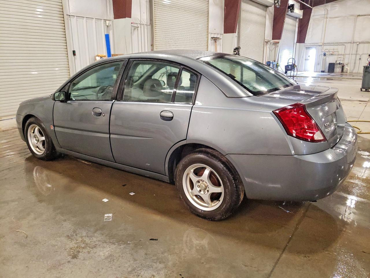 2004 SATURN Ion