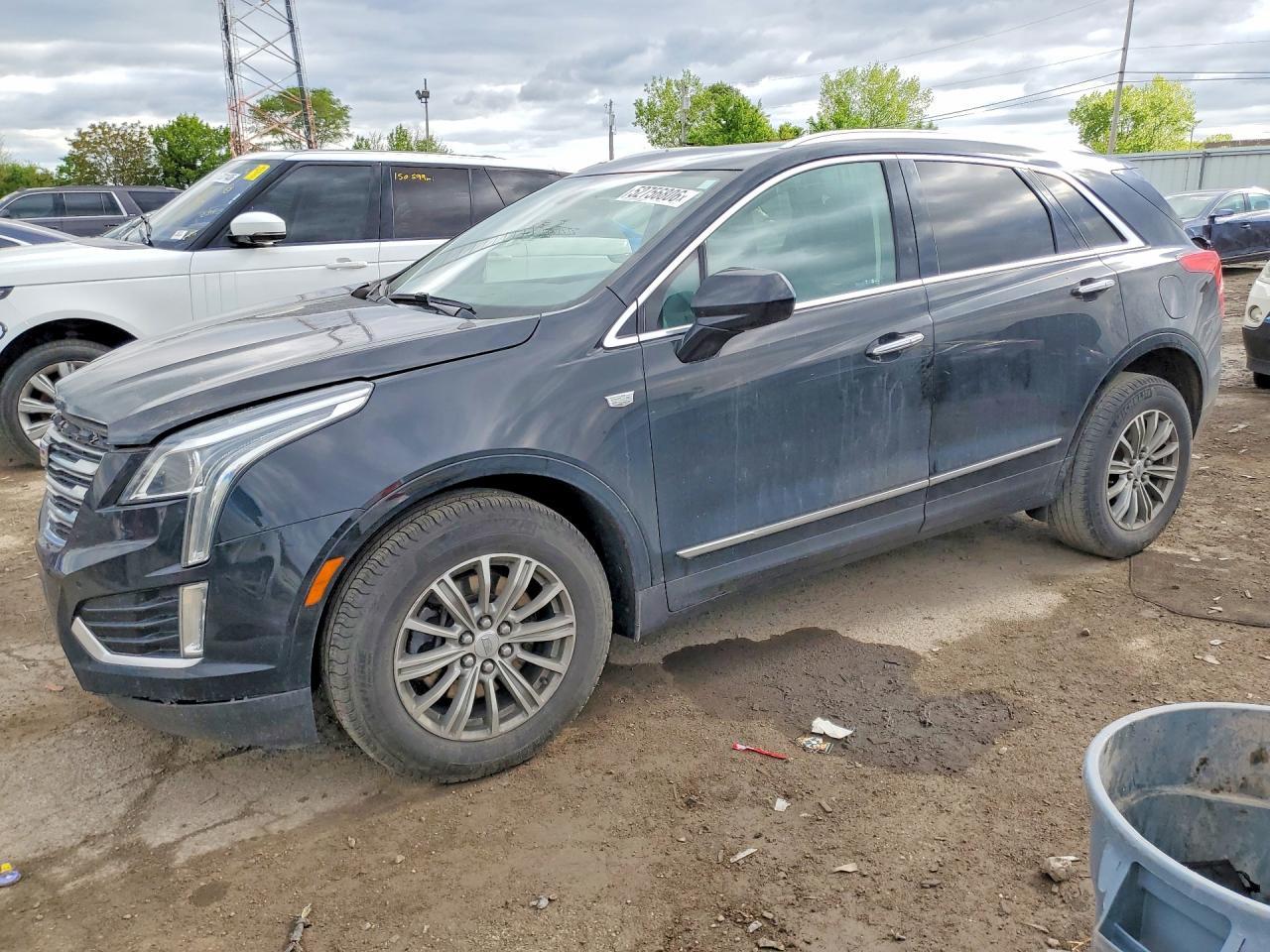 2017 CADILLAC XT5