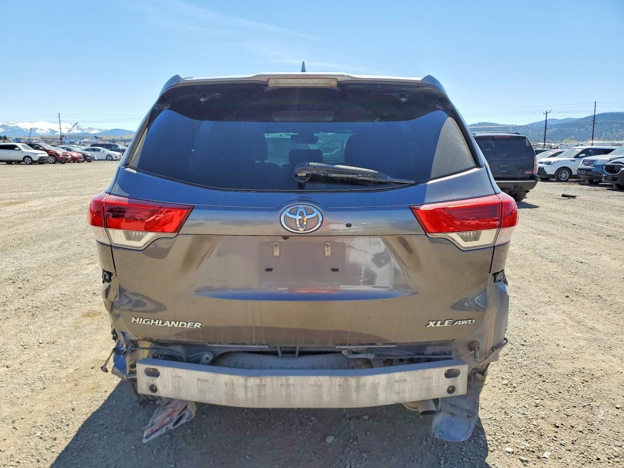 2018 TOYOTA HIGHLANDER