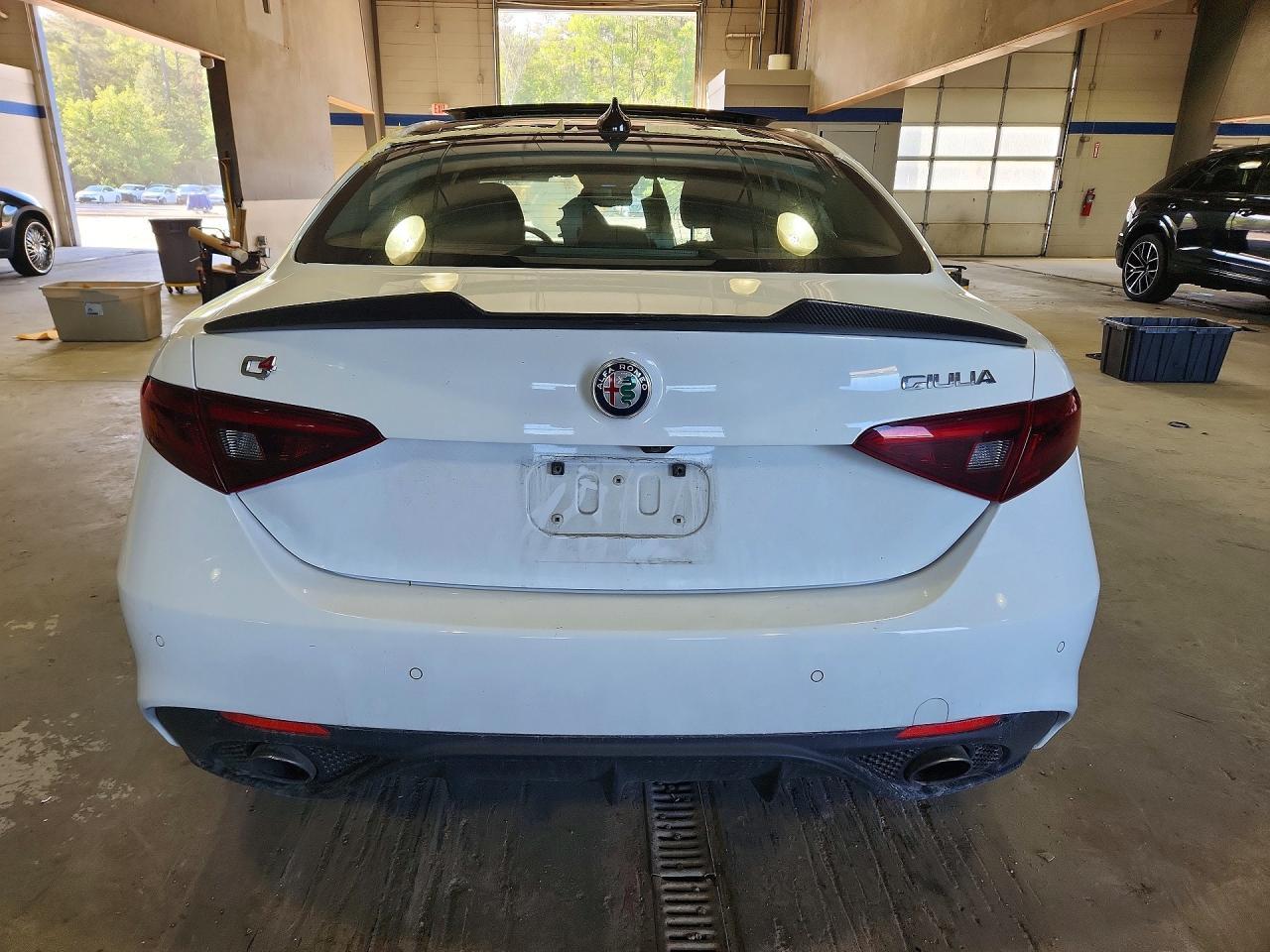 2017 ALFA ROMEO Giulia