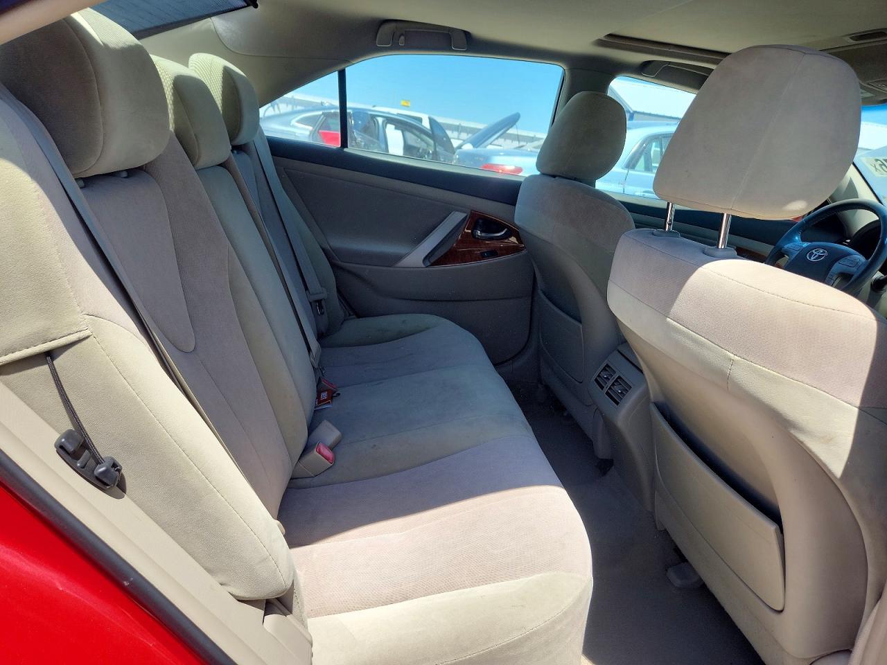 2010 TOYOTA CAMRY