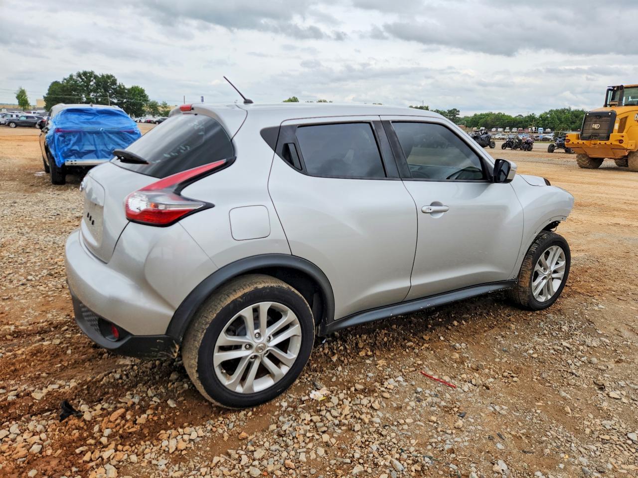 2017 NISSAN Juke