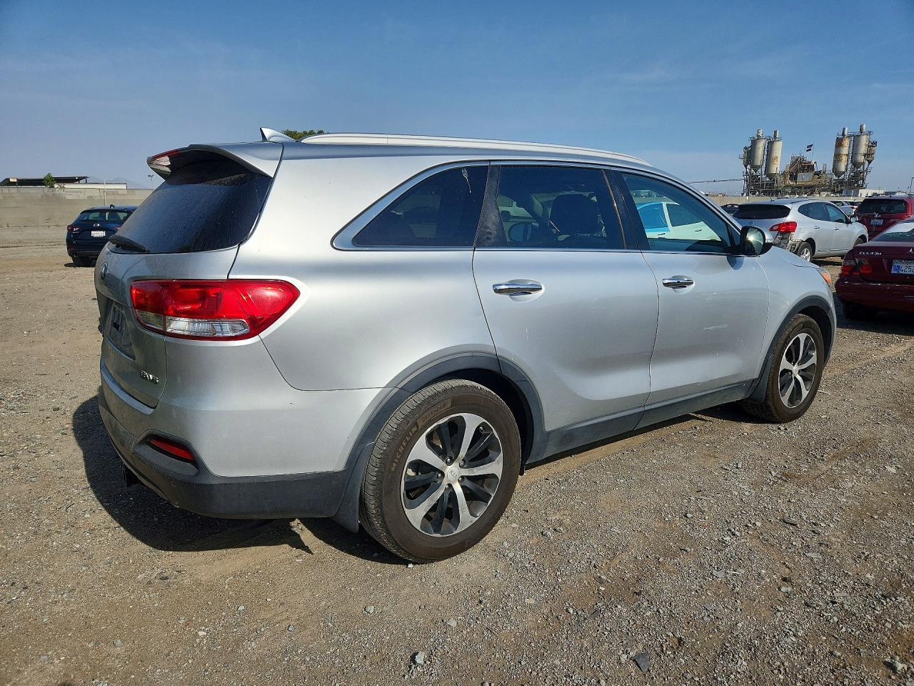 2017 KIA SORENTO