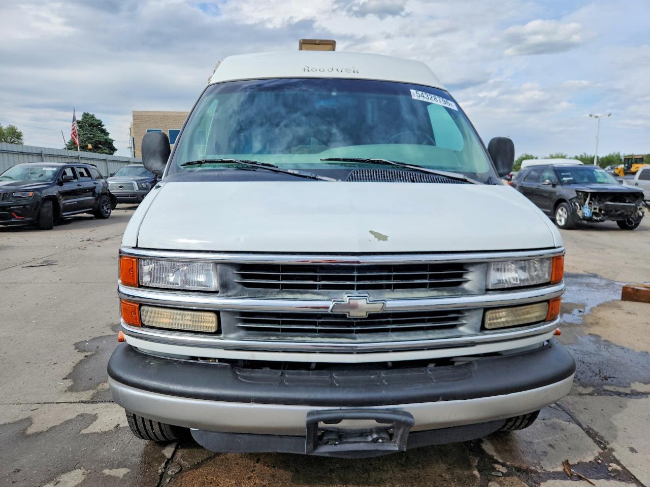 2000 CHEVROLET Express 3500