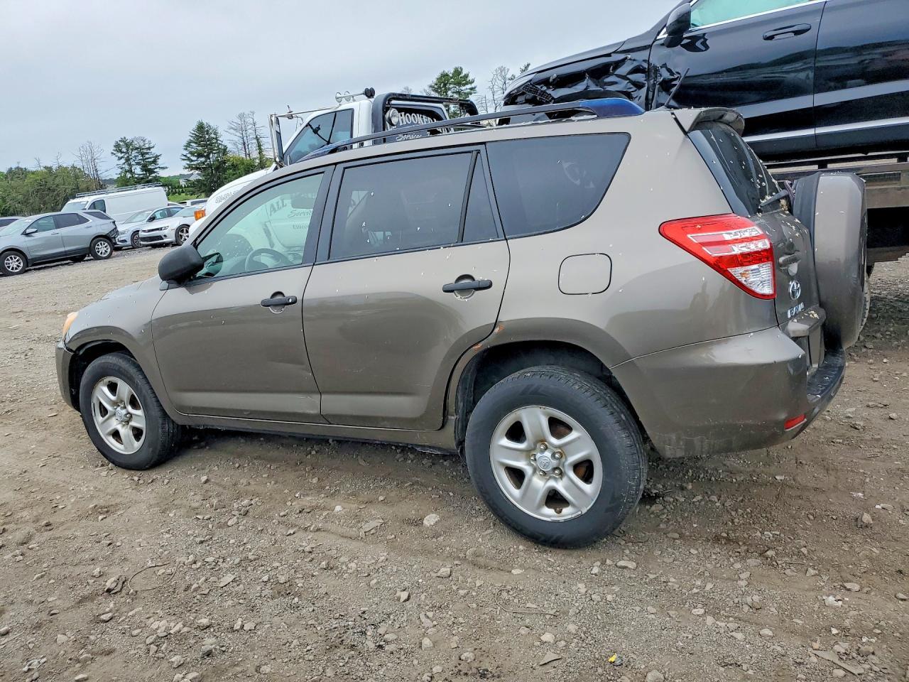 2011 TOYOTA RAV4