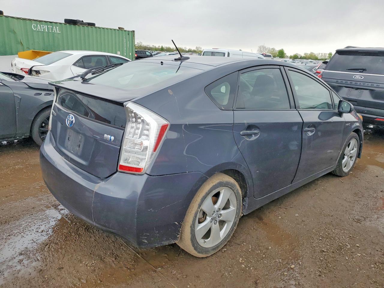 2011 TOYOTA PRIUS