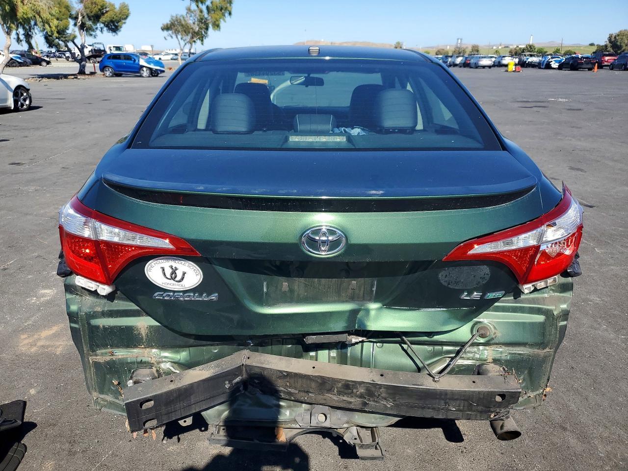 2015 TOYOTA COROLLA