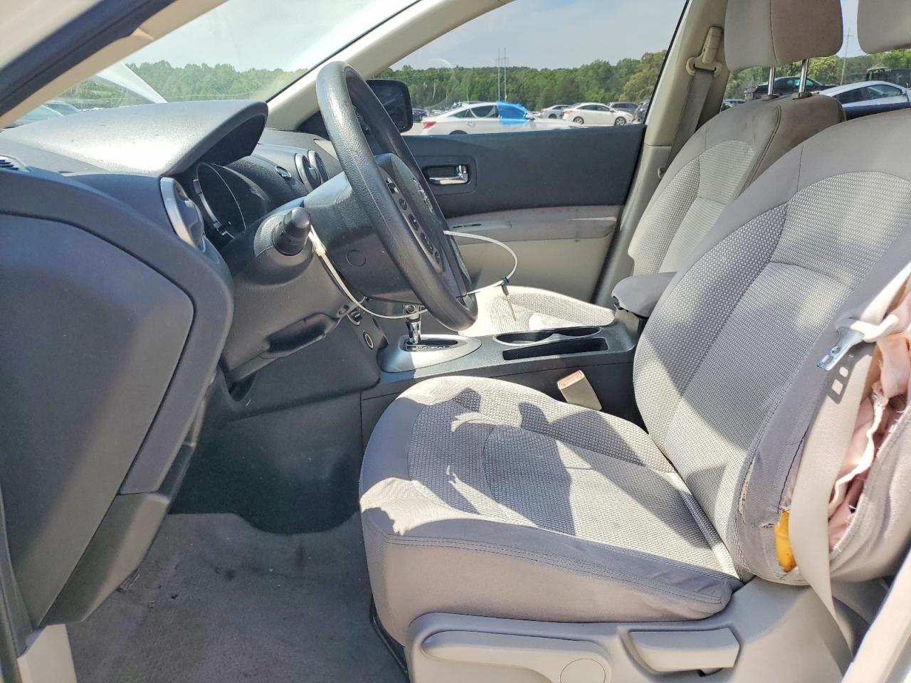 2010 NISSAN ROGUE