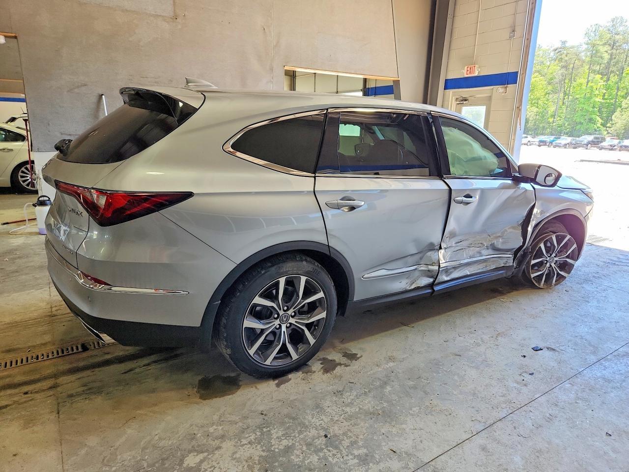2022 ACURA MDX