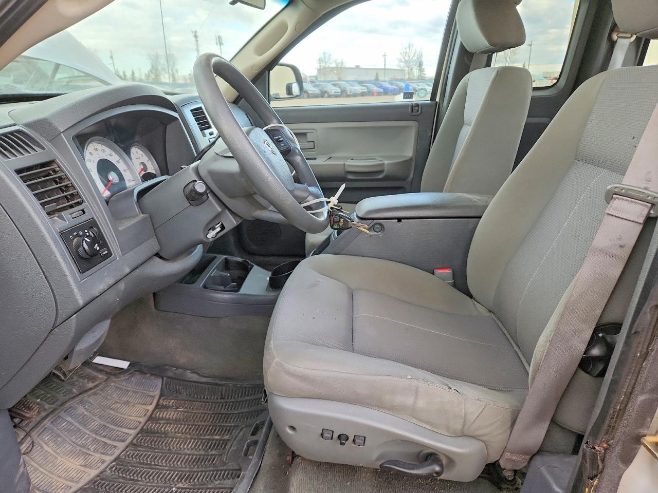 2006 DODGE Dakota
