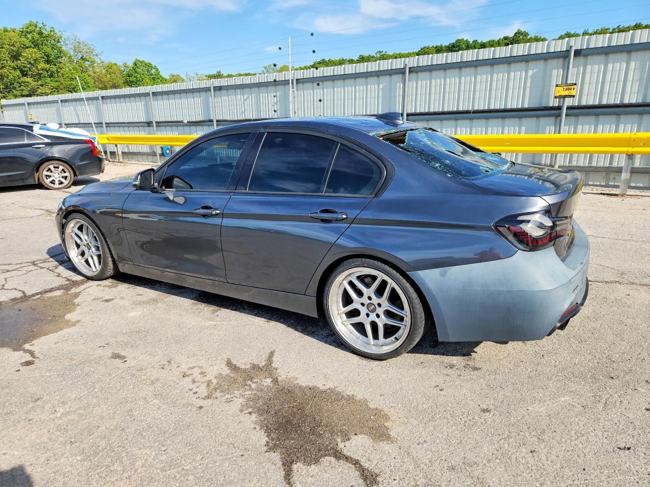 2013 BMW 3 SERIES