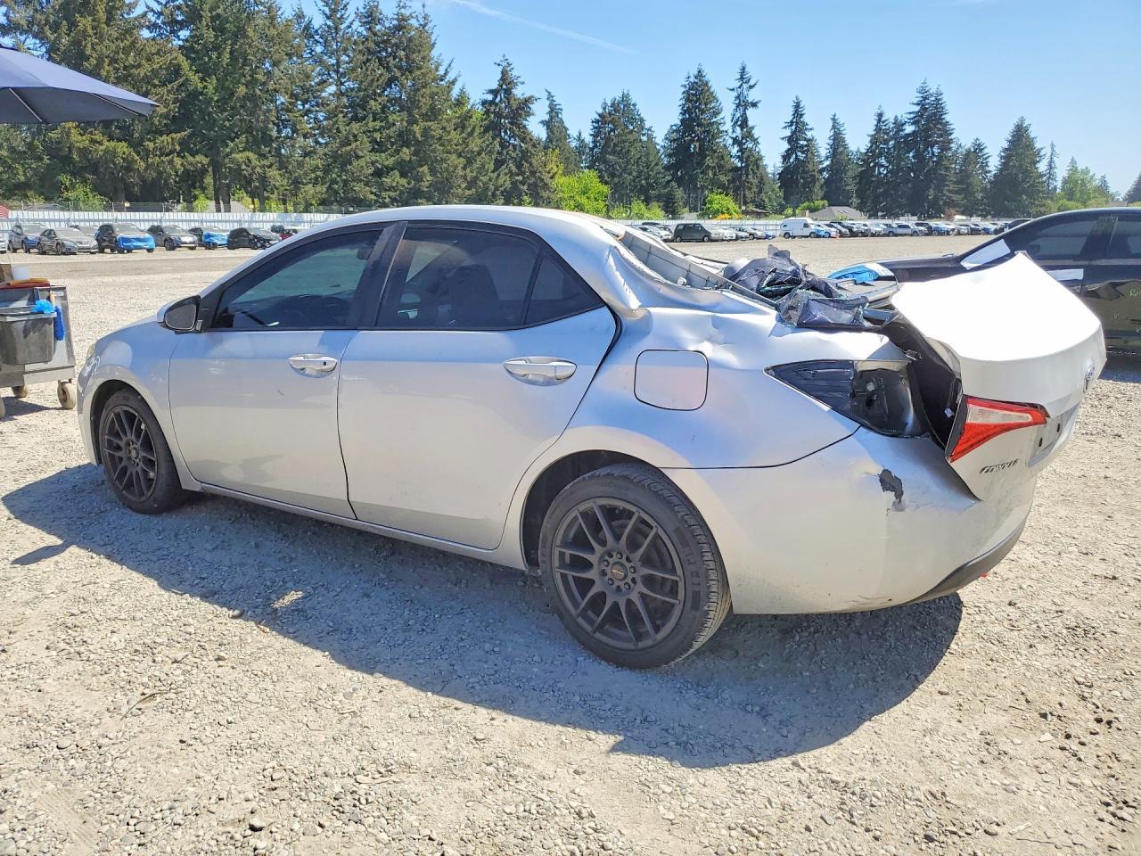 2016 TOYOTA COROLLA