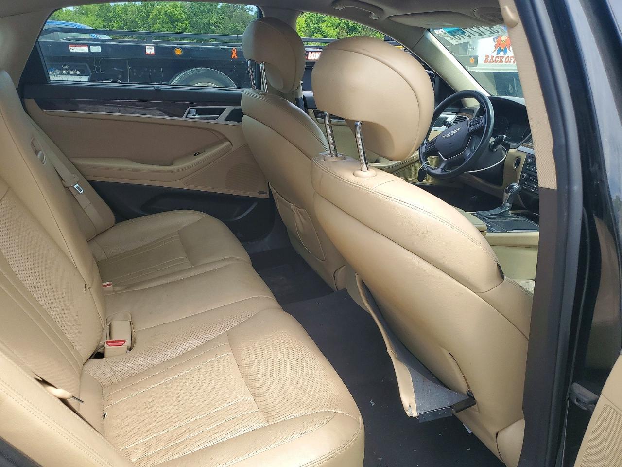 2015 HYUNDAI GENESIS