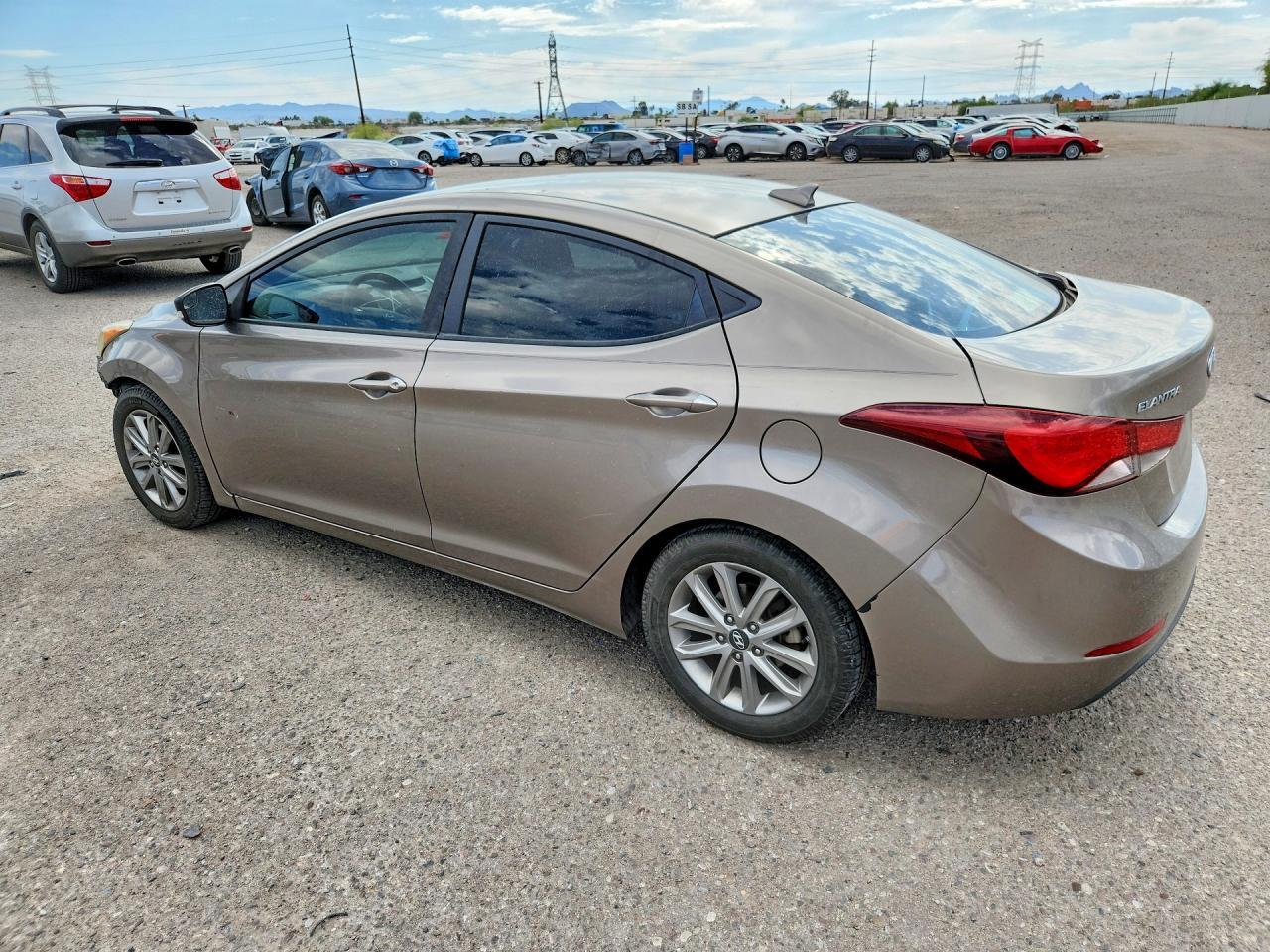 2016 HYUNDAI ELANTRA