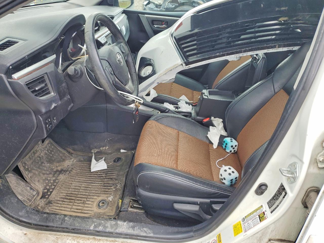 2015 TOYOTA COROLLA