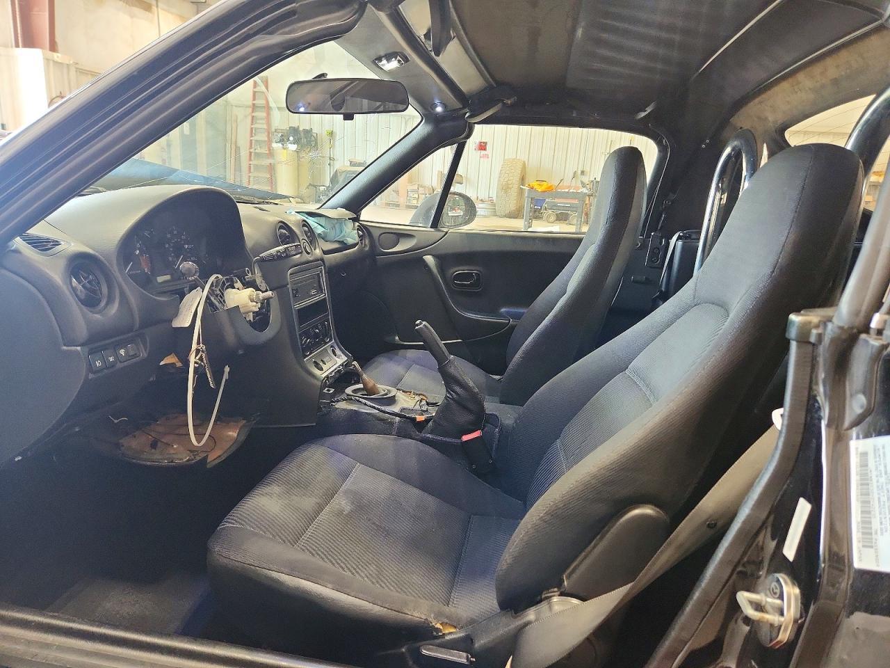 2000 MAZDA MX-5 Miata