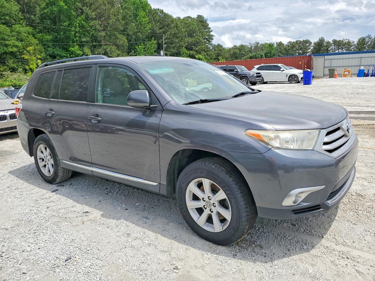 2012 TOYOTA HIGHLANDER