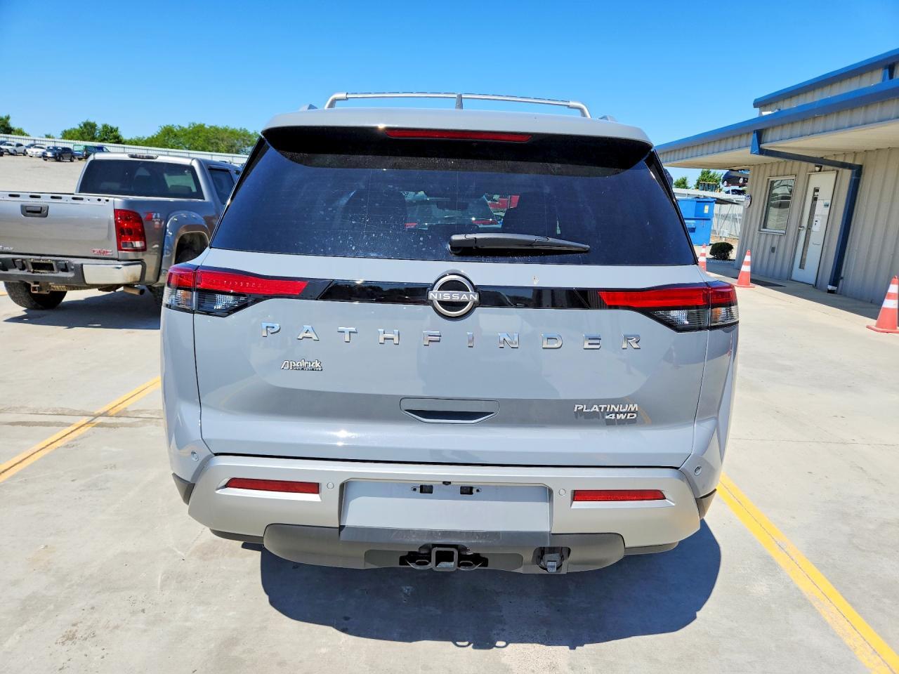 2025 NISSAN PATHFINDER