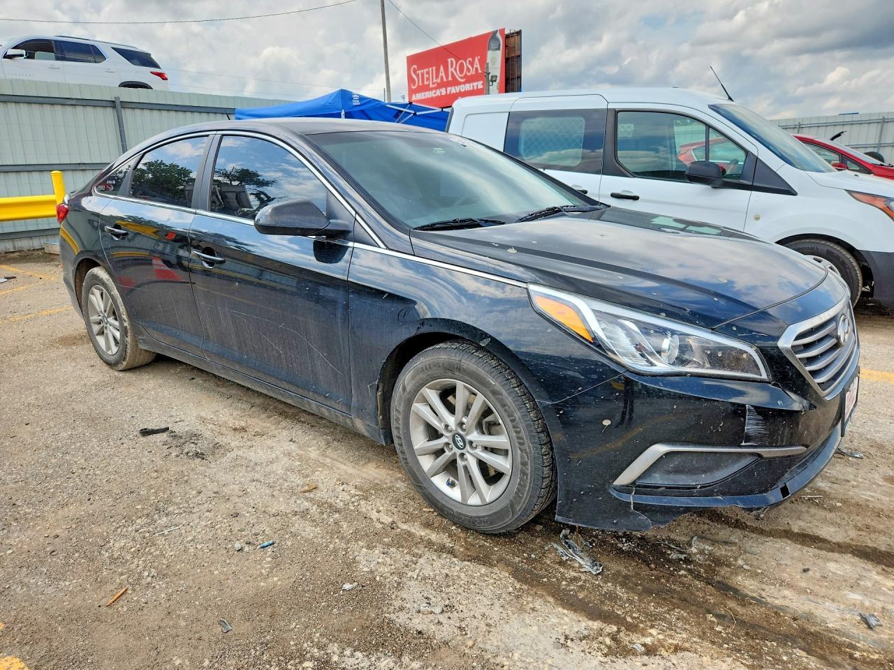 2016 HYUNDAI SONATA