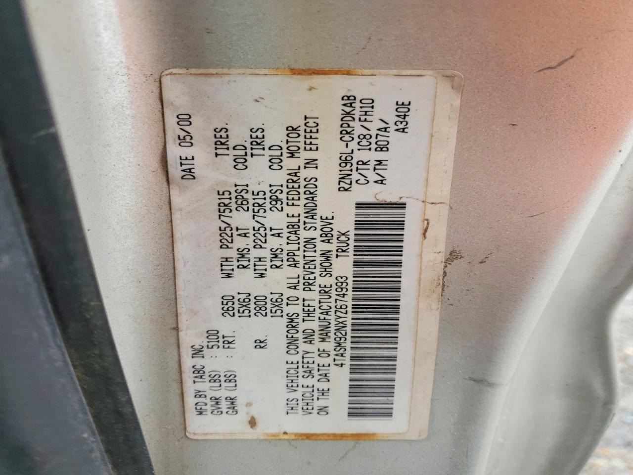 2000 TOYOTA TACOMA