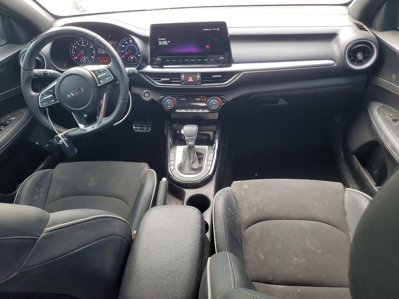 2023 KIA FORTE