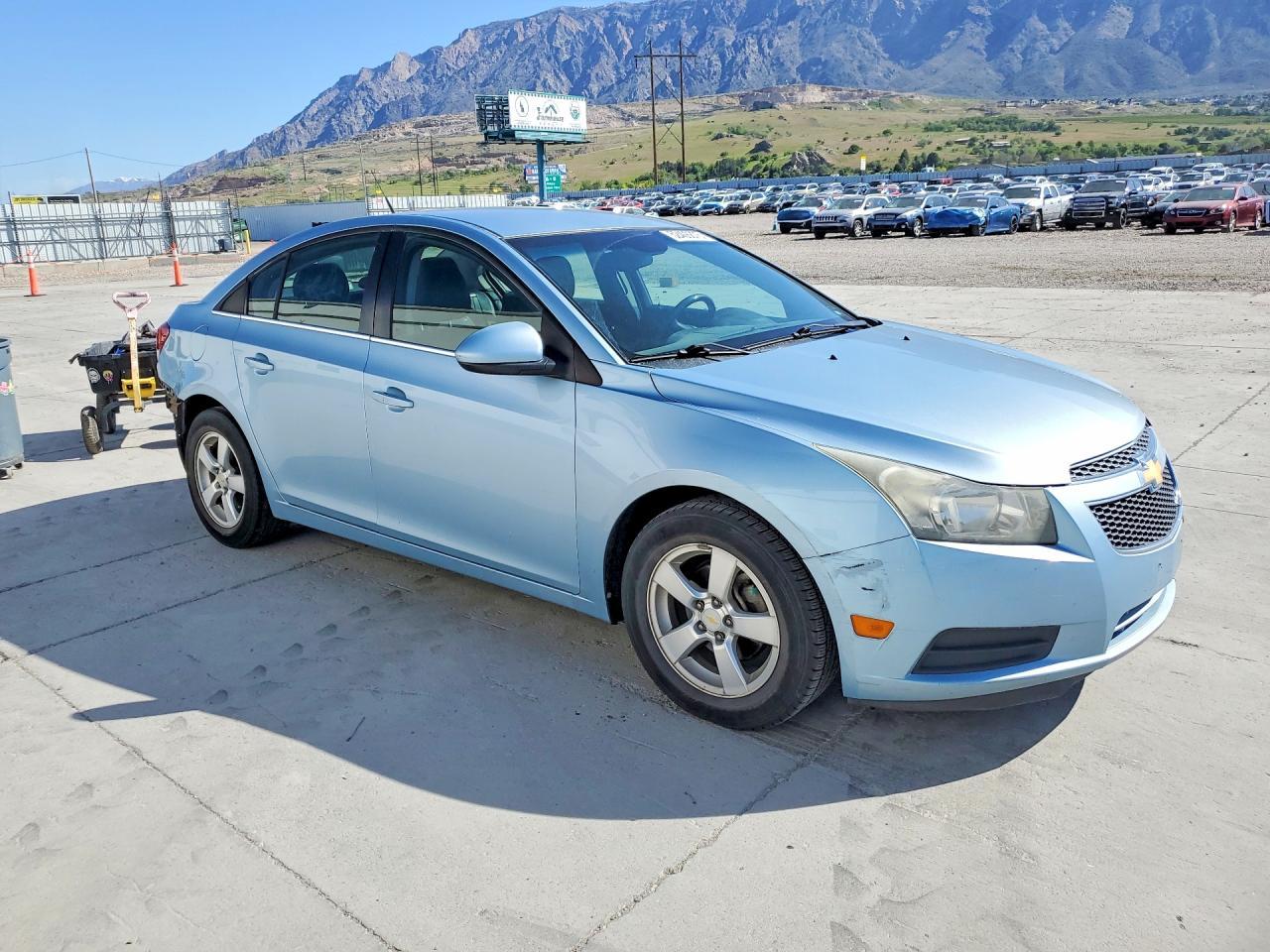 2011 CHEVROLET CRUZE