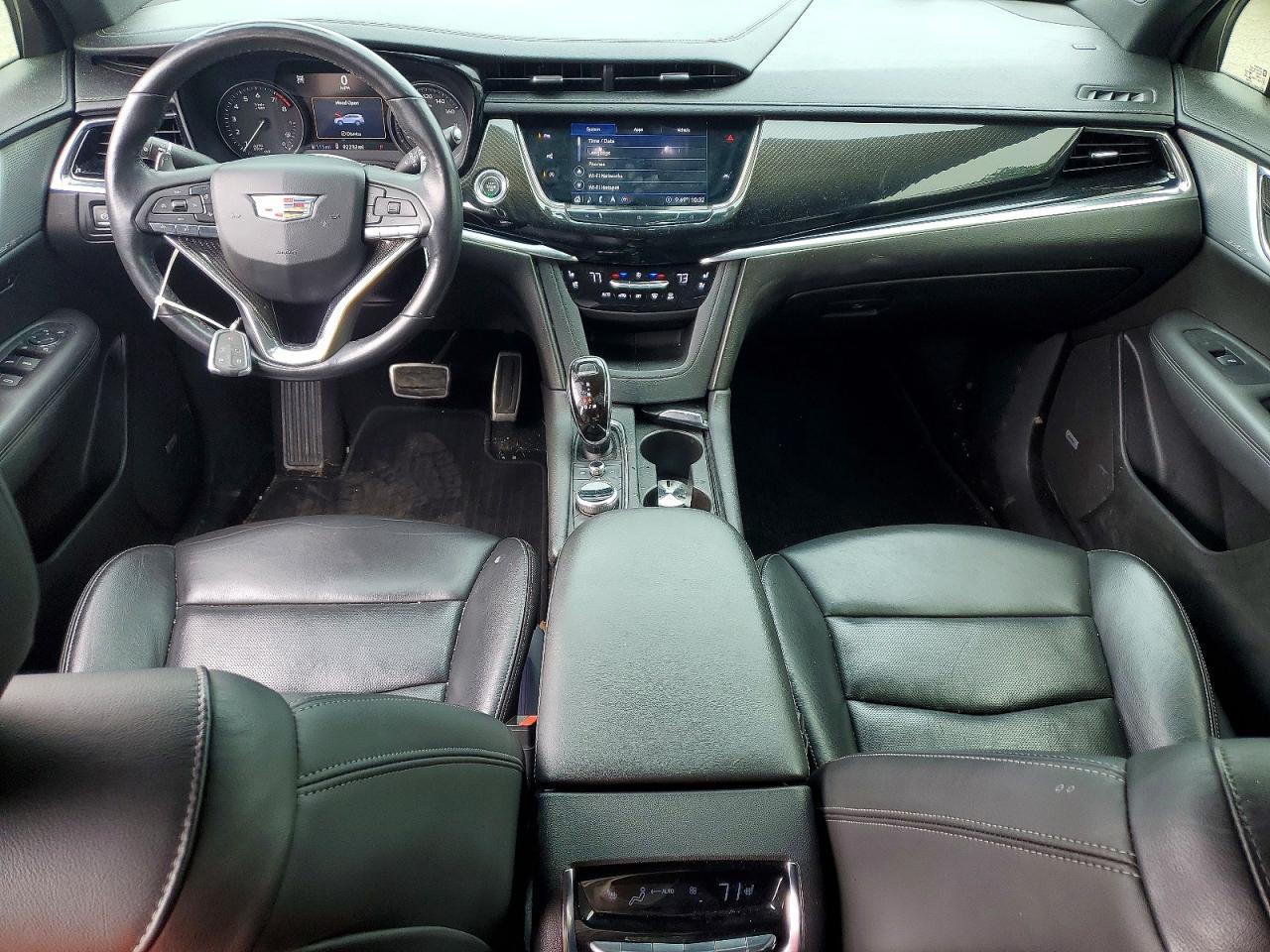 2020 CADILLAC XT6