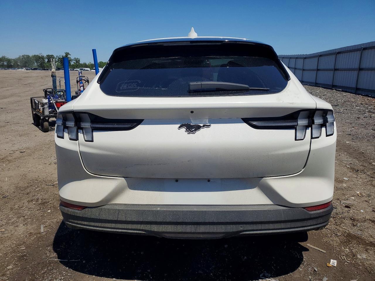 2021 FORD Mustang Mach-E