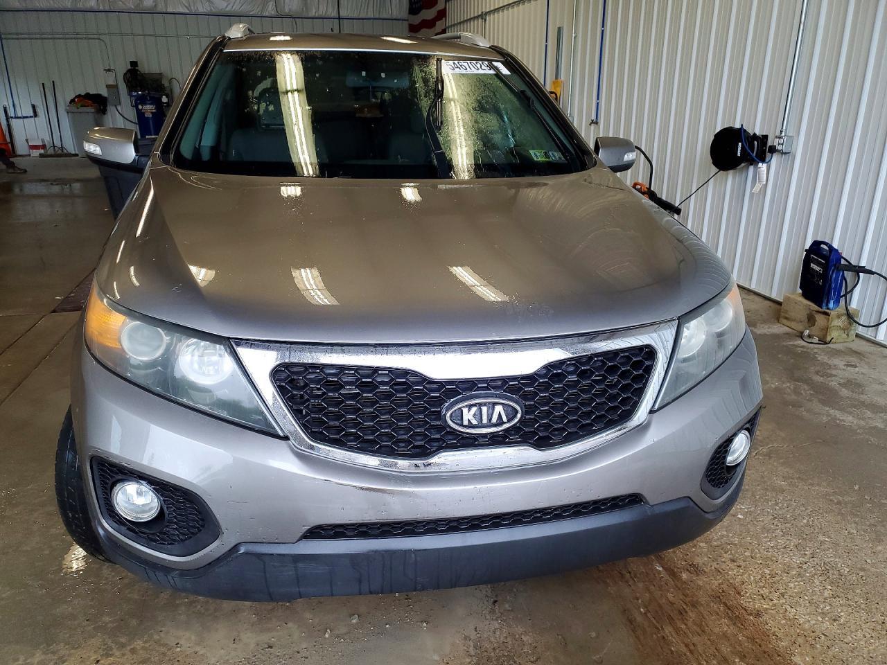 2011 KIA SORENTO