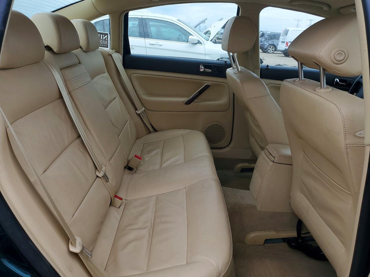 2002 VOLKSWAGEN Passat
