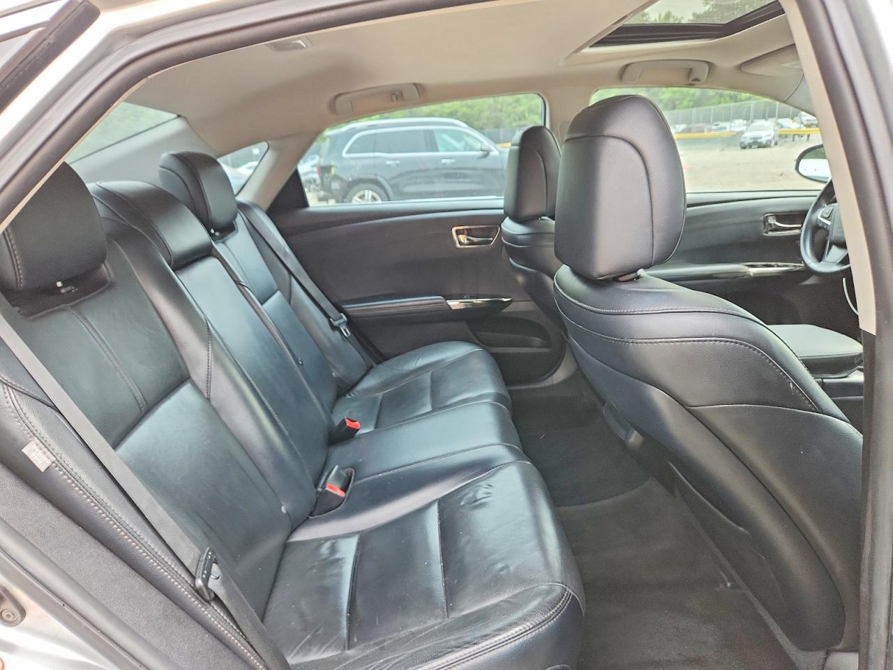 2016 TOYOTA Avalon