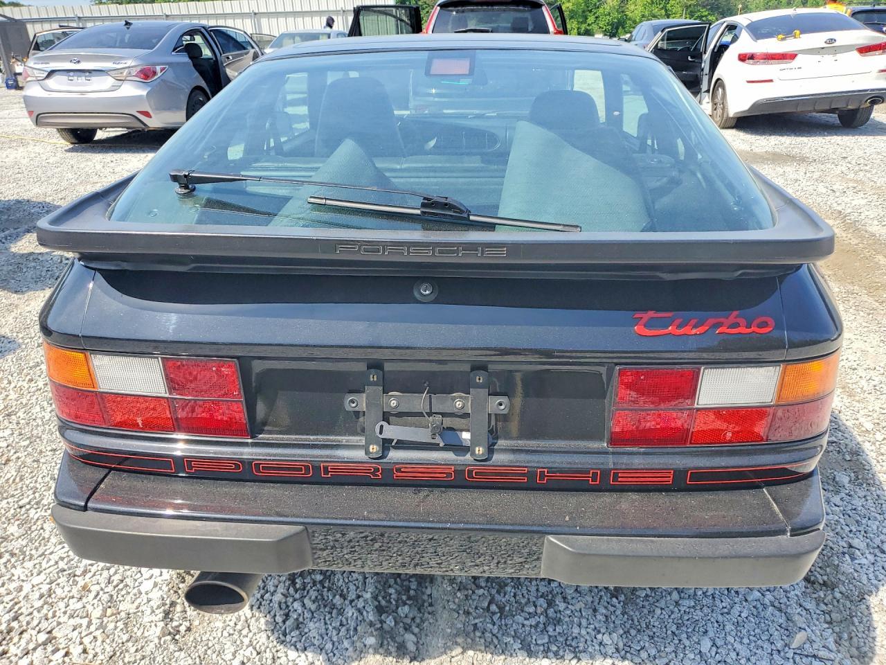 1987 PORSCHE 944