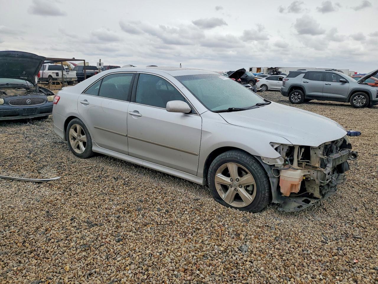 2011 TOYOTA CAMRY