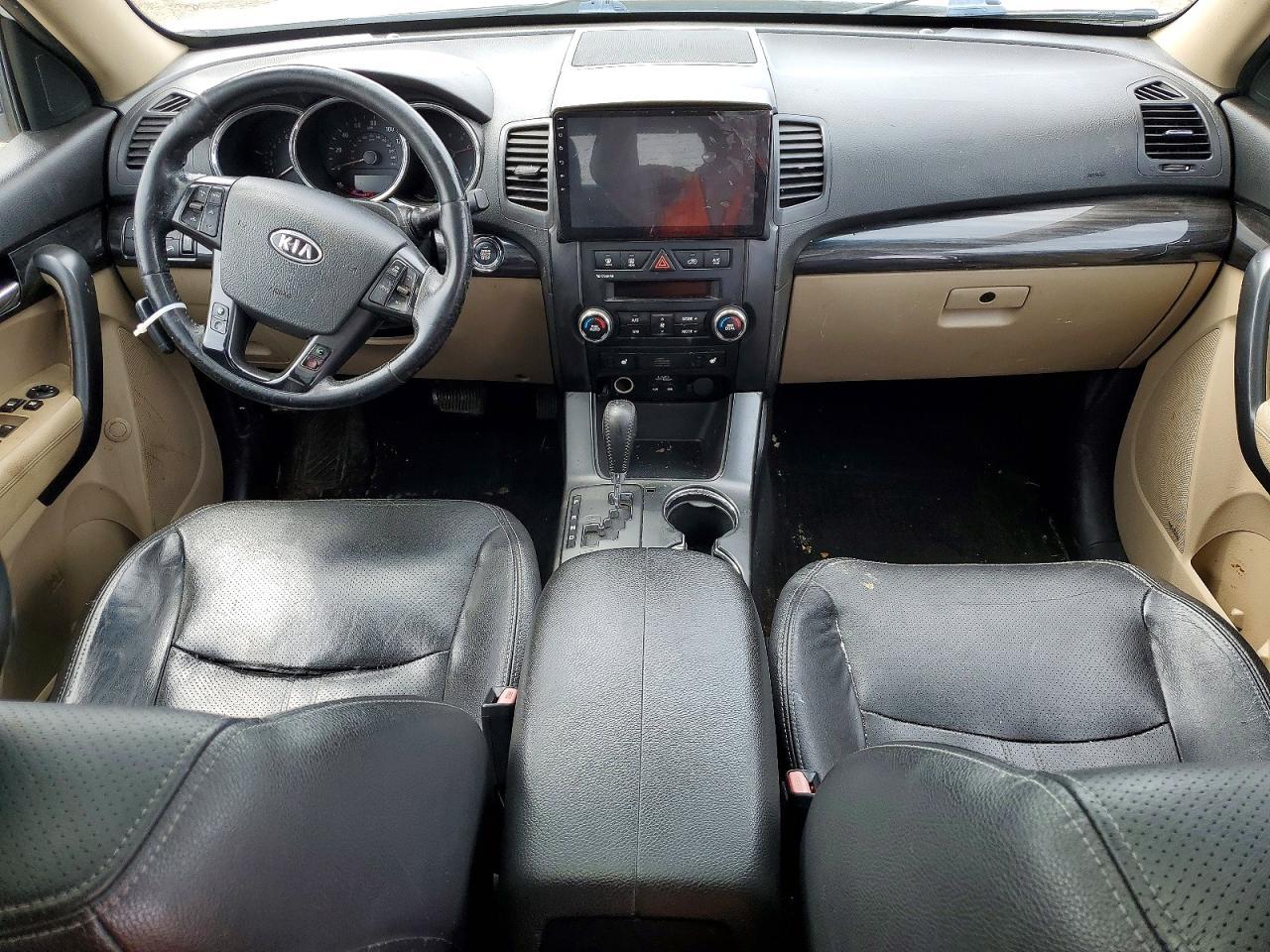 2013 KIA SORENTO