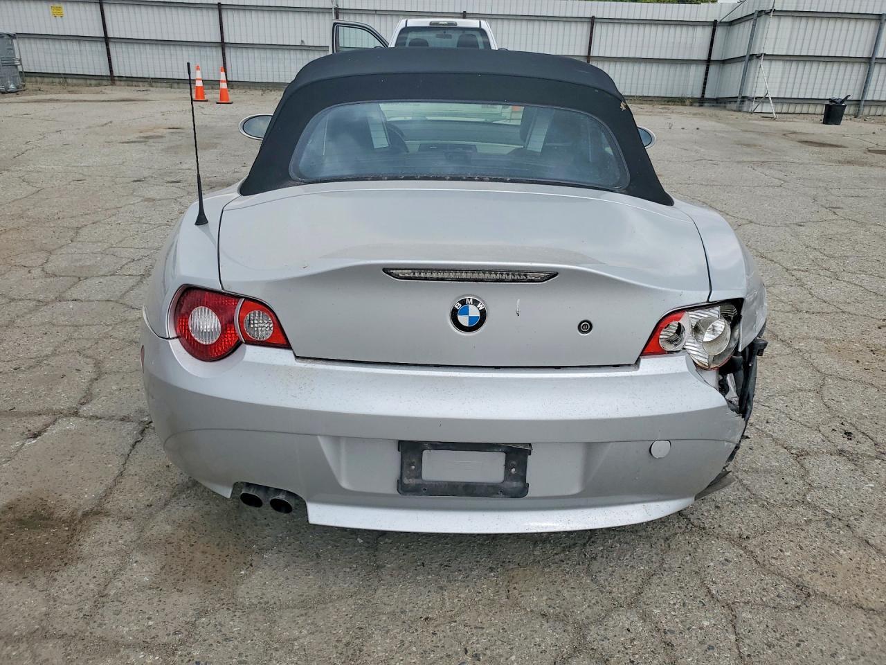 2005 BMW Z4