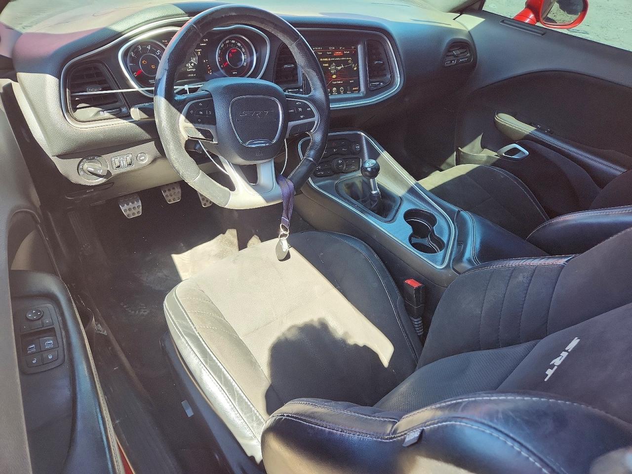 2015 DODGE Challenger