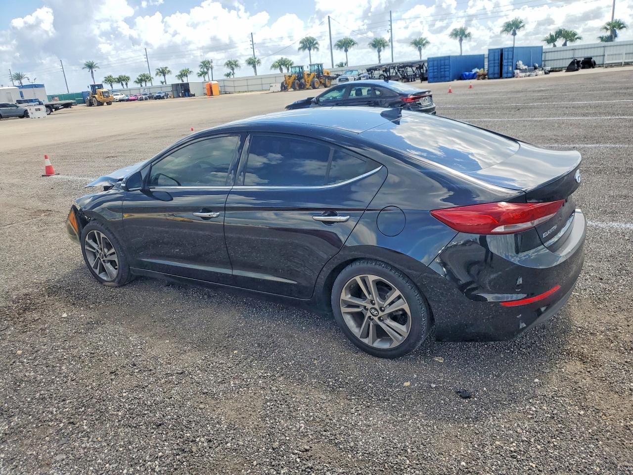 2017 HYUNDAI ELANTRA