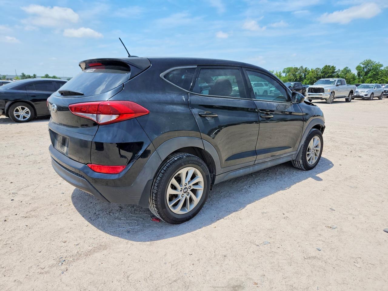 2016 HYUNDAI TUCSON