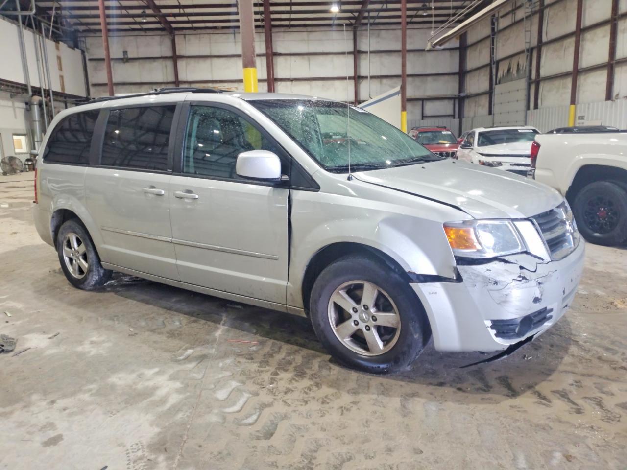 2010 DODGE GRAND CARAVAN