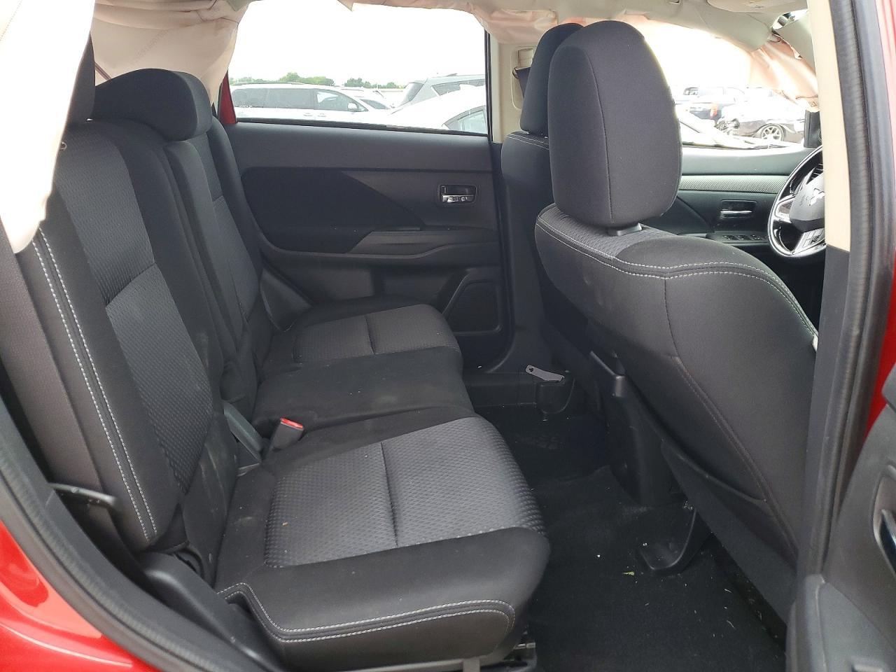 2018 MITSUBISHI outlander