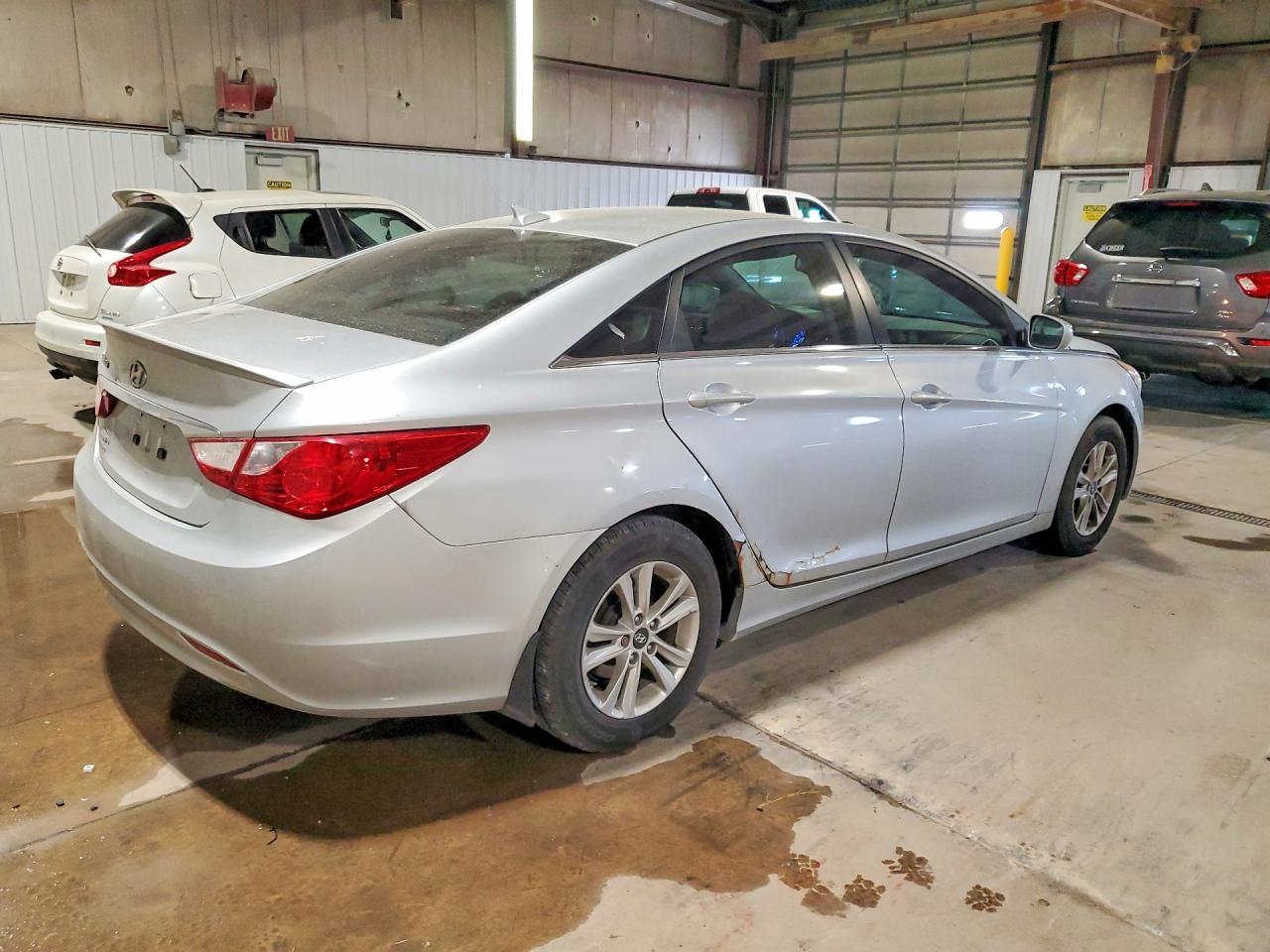 2013 HYUNDAI SONATA