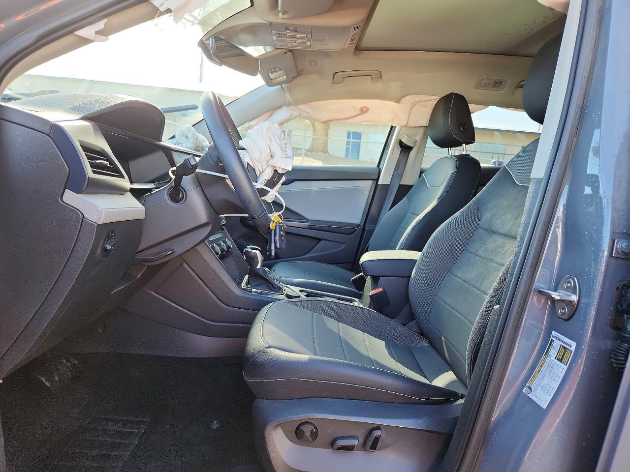 2024 VOLKSWAGEN Taos
