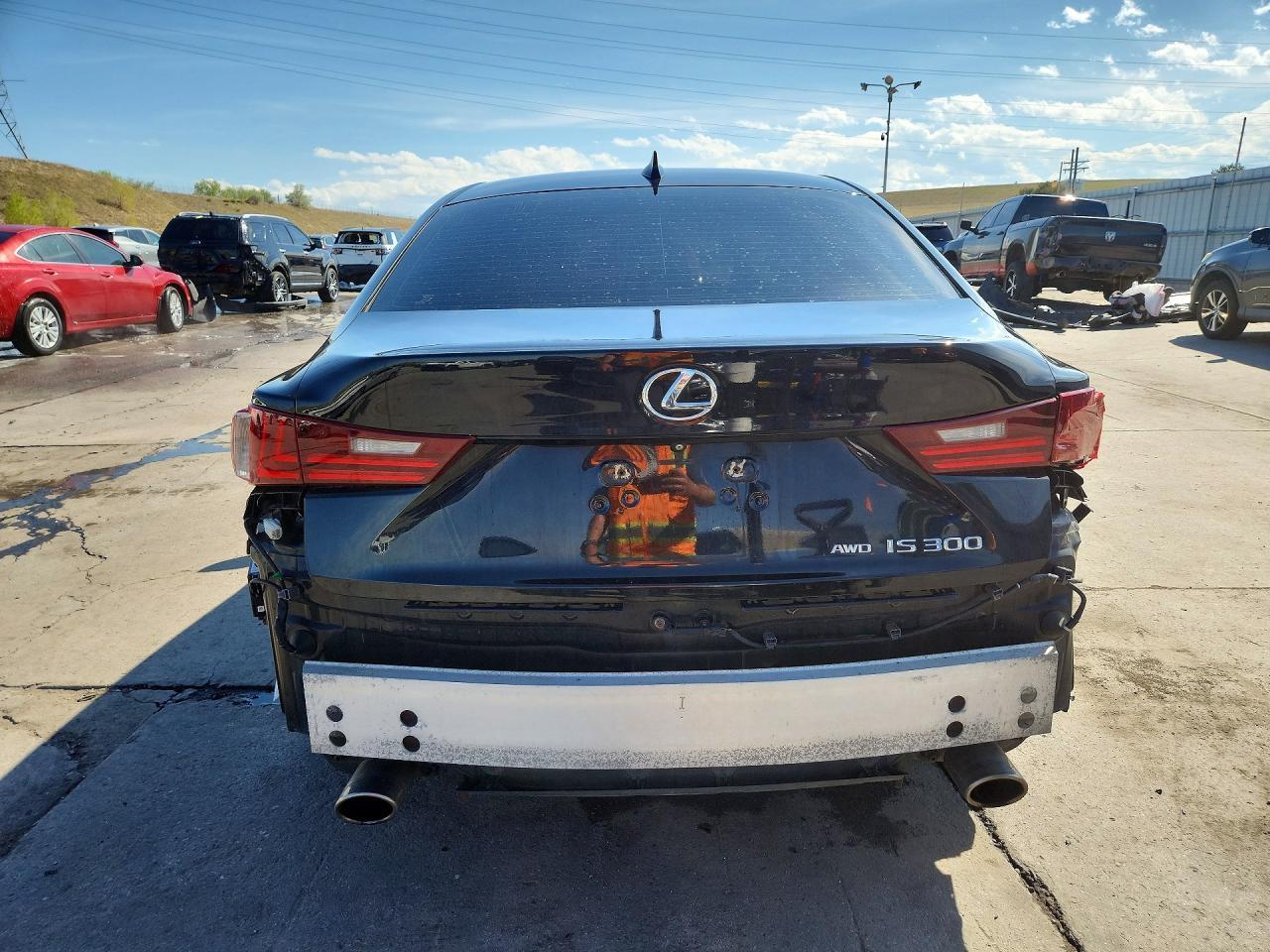 2016 LEXUS IS 300