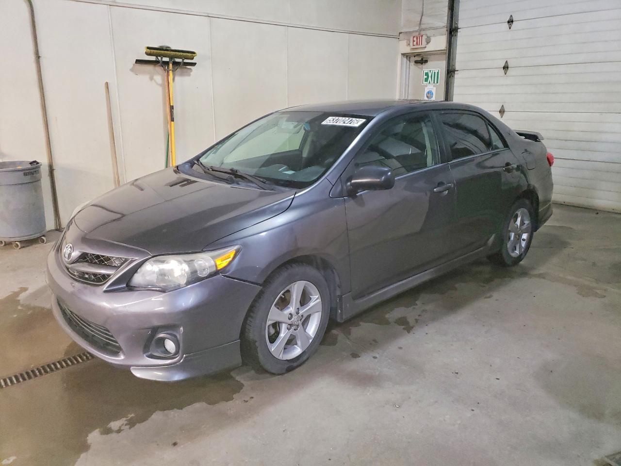 2013 TOYOTA COROLLA
