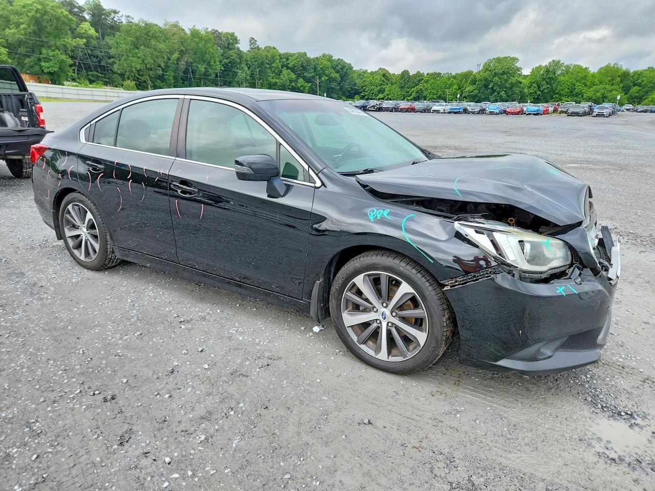 2016 SUBARU Legacy