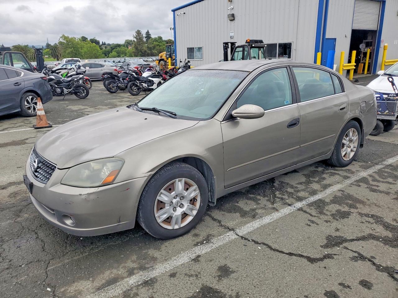 2005 NISSAN ALTIMA