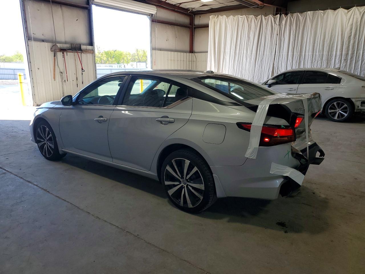 2022 NISSAN ALTIMA