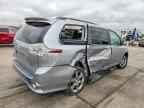2012 TOYOTA SIENNA