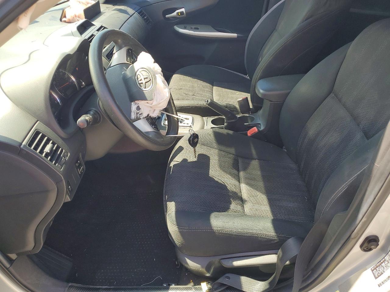 2013 TOYOTA COROLLA