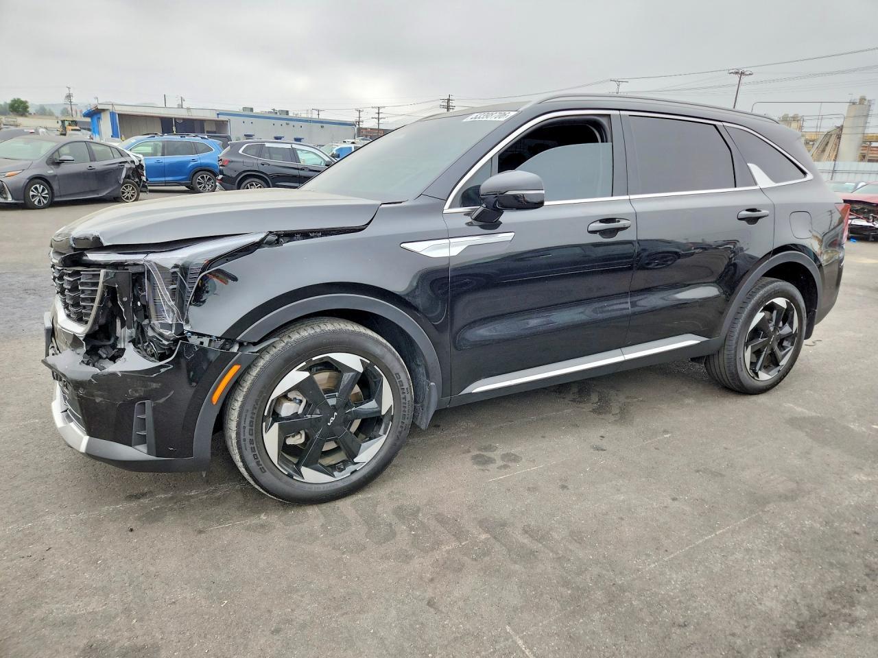 2025 KIA SORENTO